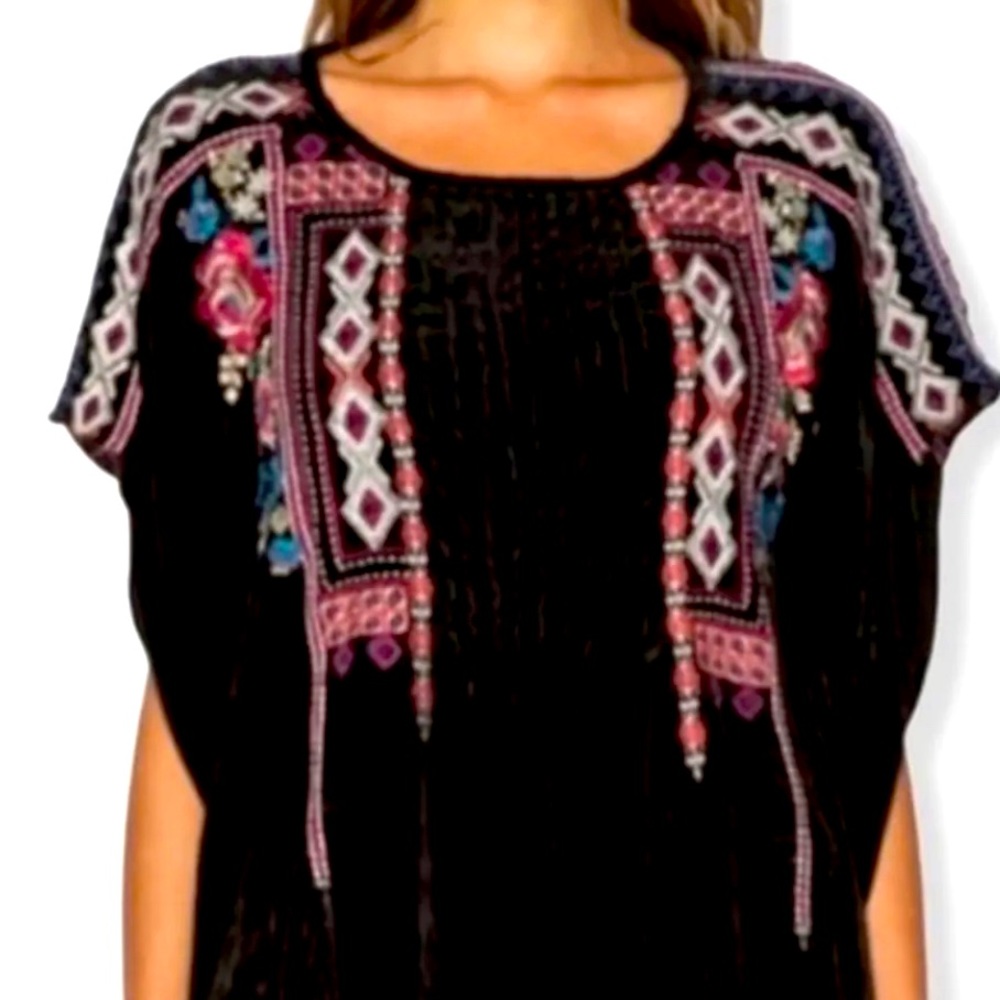 Johnny Was Izzy Pintuck Black Velvet Floral Embroidered Poncho Top Size Large